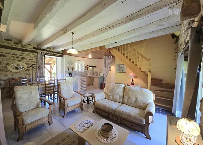 Location Paisible Proche De Belves, Animaux Admis, Terrasse - Fr-1-616-147 Tatil Evi